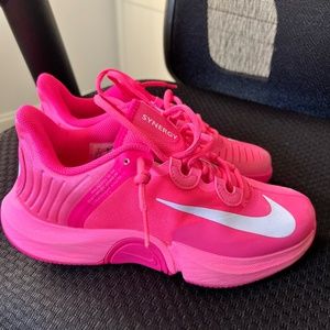 Nike Tennis Shoes